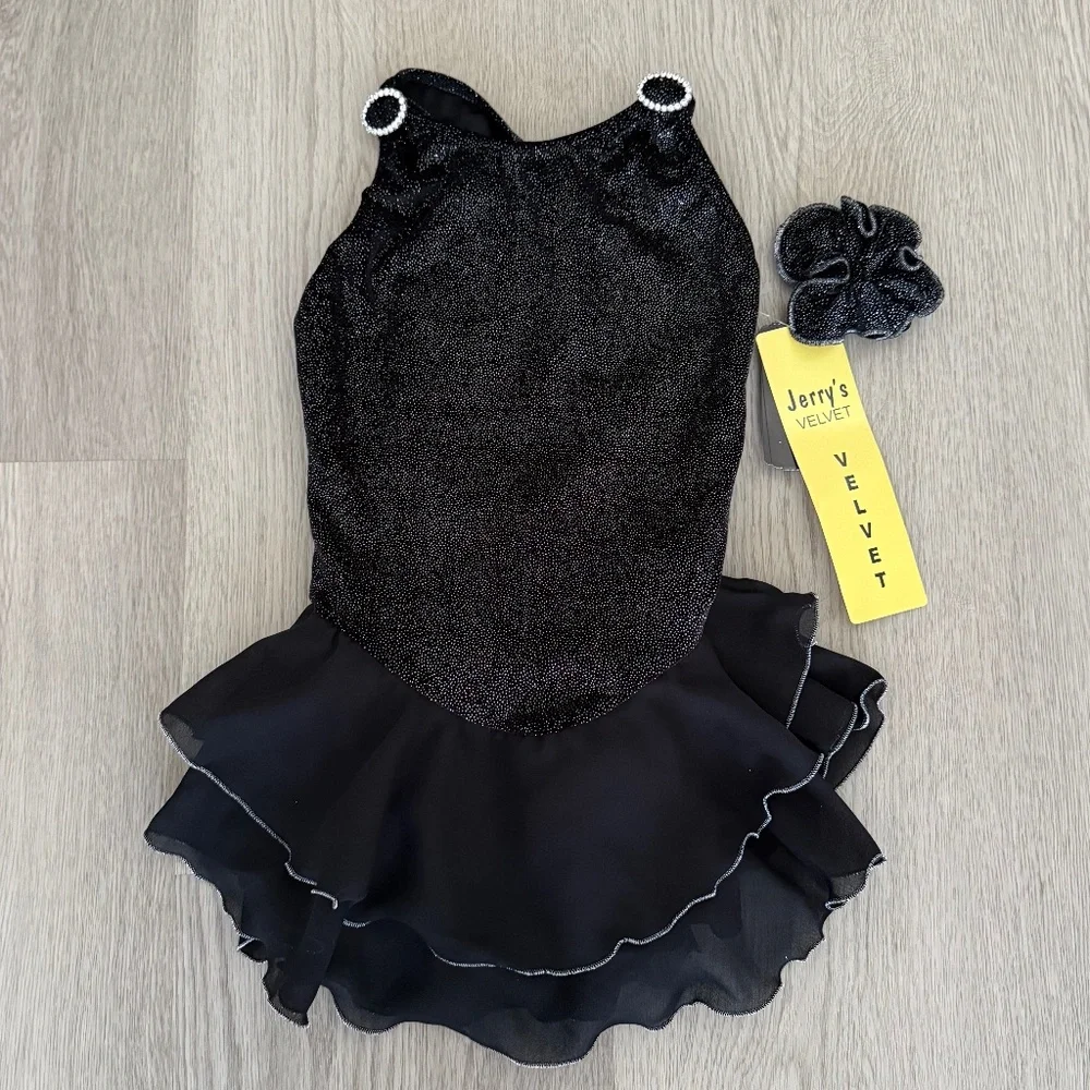 Jerry's Figure Skating Dress, Competition Dress, Size 8-10 Christmas Costume - Picture 3 of 8